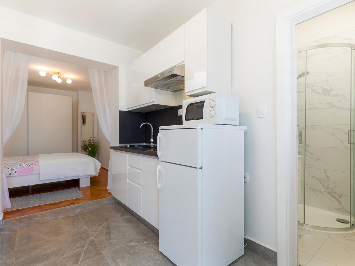 Apartment Manuel Пореч Екстер'єр фото