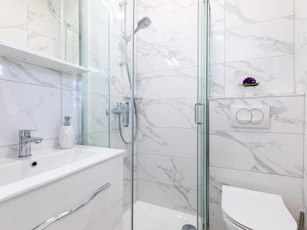 Apartment Manuel Пореч Екстер'єр фото